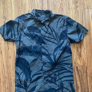 Quiksilver shirt
